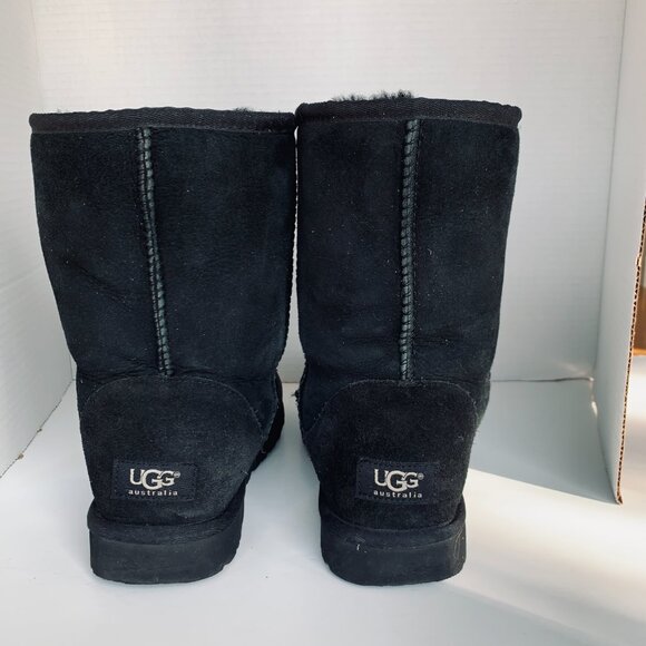 UGG Classic Short II Suede Boot Woman Sz 7 - Picture 3 of 14